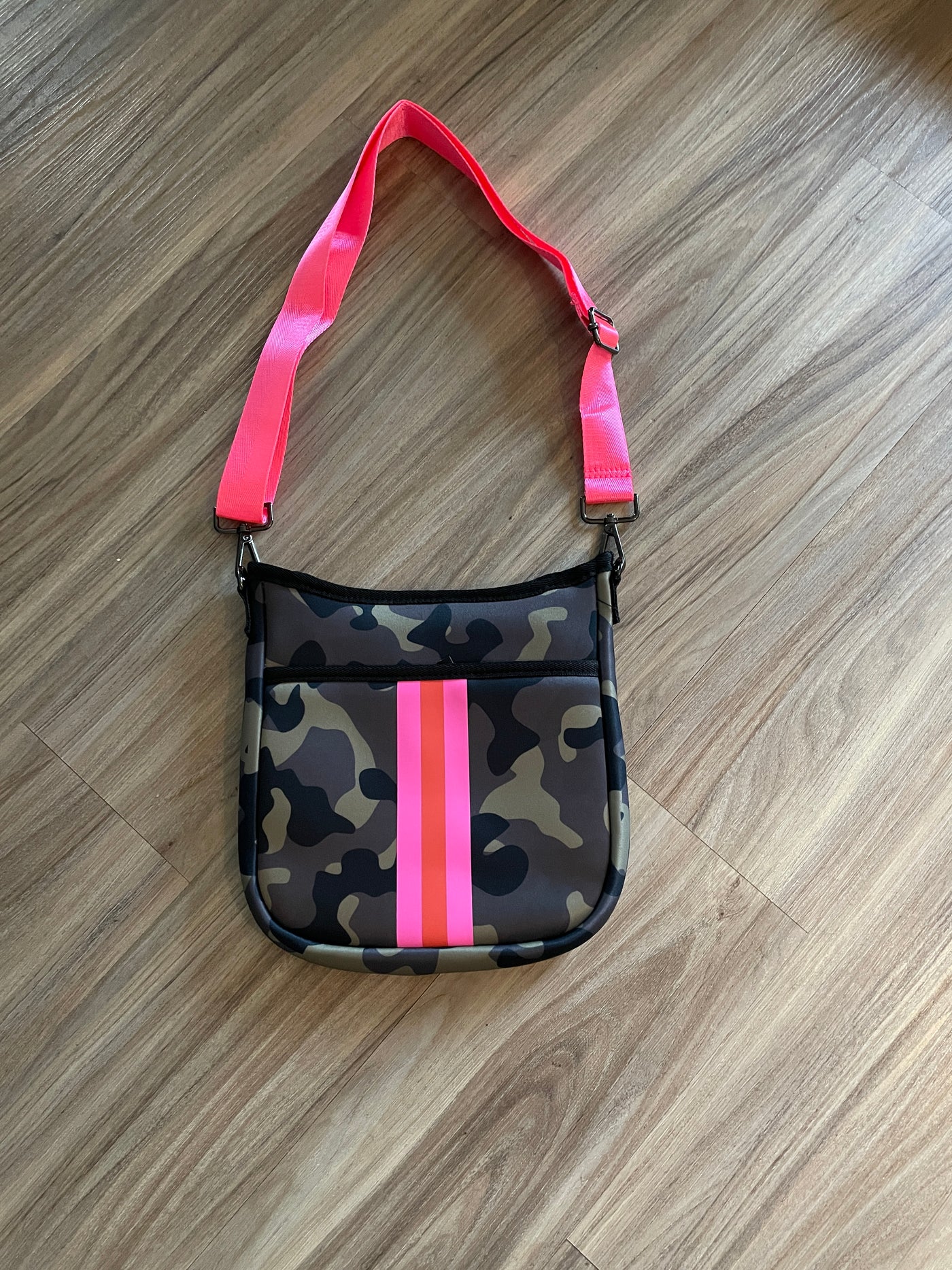 Pink Stripe Messenger bag - B. Royal Boutique